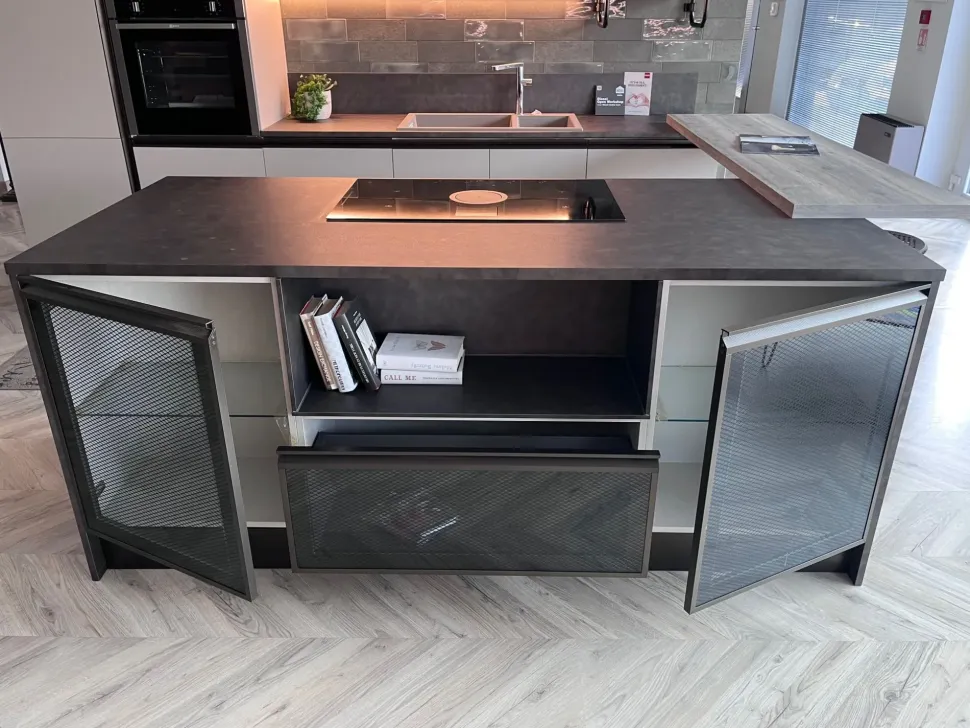 Cucina con isola industriale tortora Scavolini Diesel open workshop a soli 15000 Euro