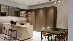 Cucina con penisola in laminato opaco a prezzo scontato 59%