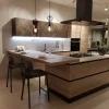 Cucina con penisola in laminato materico a prezzo scontato 33%