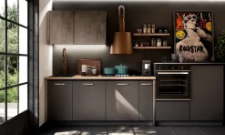 Cucina Cucina industrial con paino legno e ante effetto iron steel con colonne di Outlet etnico in Offerta Outlet -46%