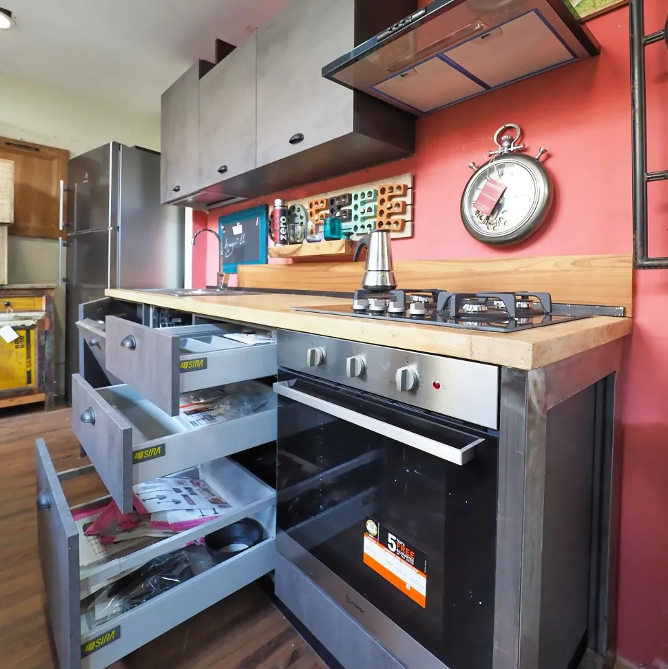 Cucina Cucina industrial piano legno lineare Outlet etnico con un ribasso imperdibile