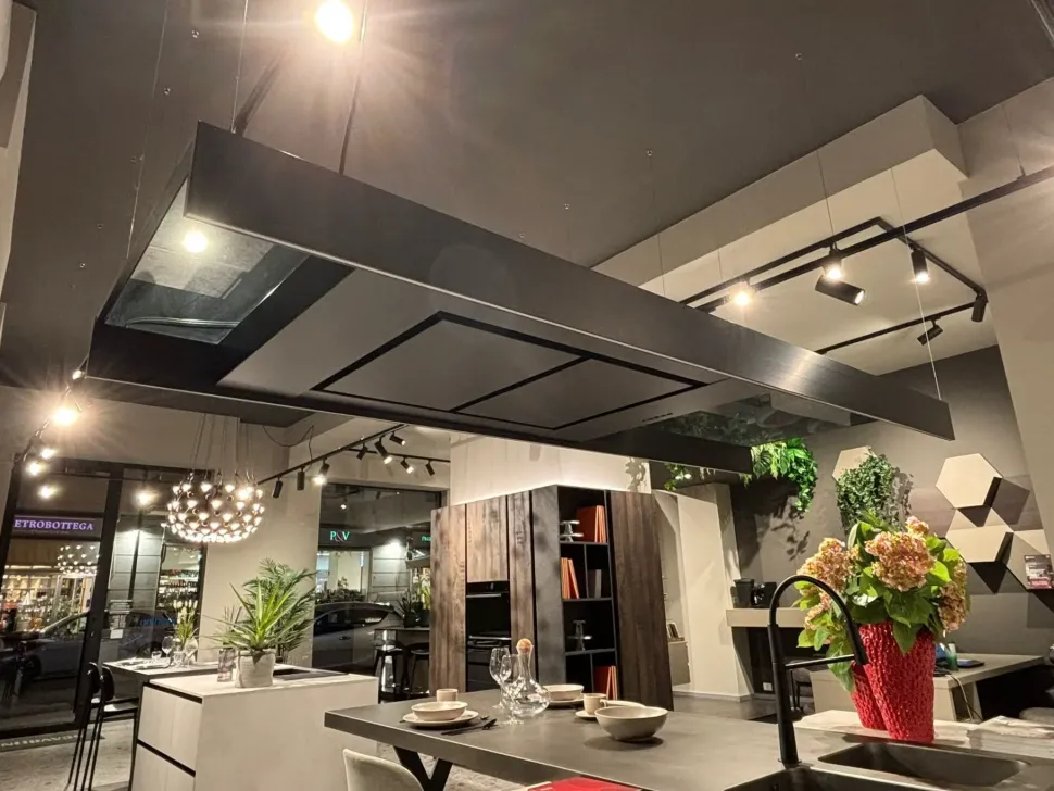 Cucina Cucina modello musa con isola Scavolini con un ribasso imperdibile