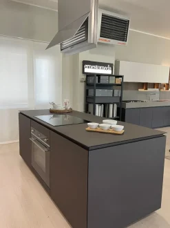 Cucina Cucina obliqua di Ernestomeda in offerta -35%