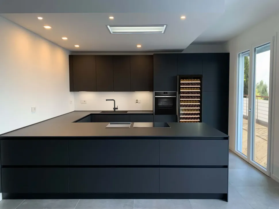 Cucina design antracite Primopiano cucine con penisola Ingrosso cucine moderne icm23 in Offerta Outlet