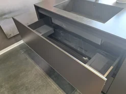 Cucina design con isola Mantis Binova a prezzo ribassato