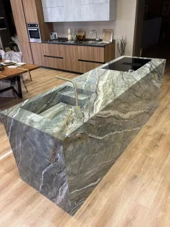 Cucina design con isola Monolith Artigianale a prezzo scontato