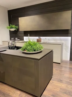 Cucina design con isola Skill  Modulnova a prezzo scontato