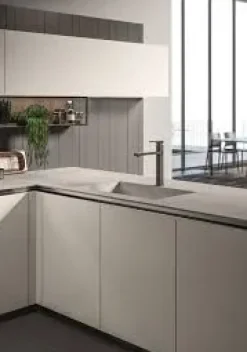 Cucina design con penisola Glass 2.0 Arredo3 a prezzo scontato