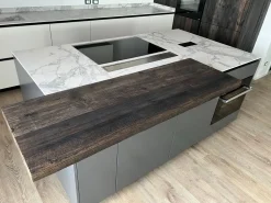 Cucina design grigio Primopiano cucine ad isola Ingrosso cucine moderne icm70 in offerta