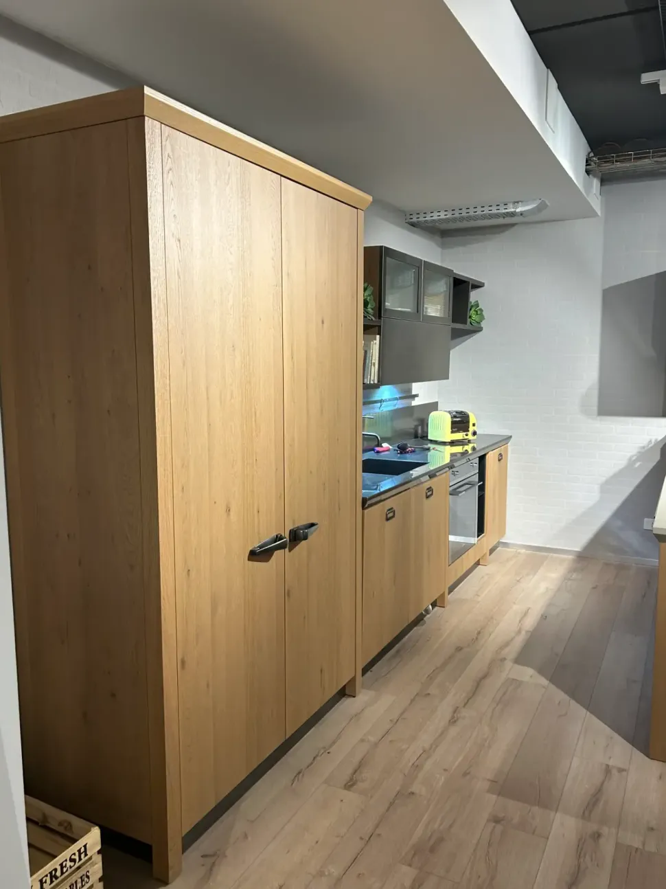 Cucina Diesel industriale rovere chiaro Scavolini con penisola scontata 51%