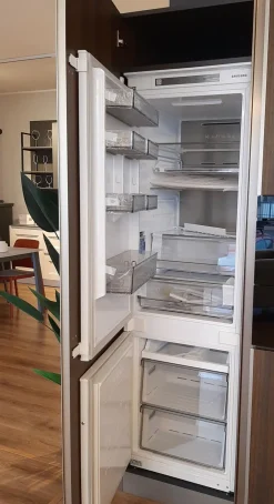 Cucina Ego line - era moderna altri colori Febal con isola scontata 50%