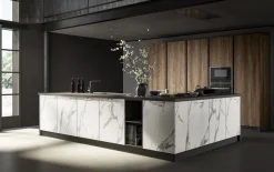 Cucina Essebi design con isola bianca in laminato materico Acc 1