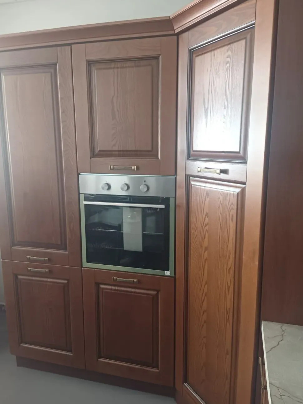 Cucina Evo cucine classica ad angolo noce in legno Telma