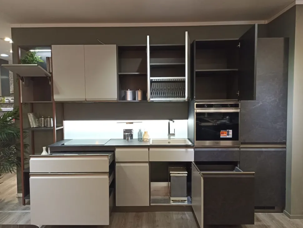 Cucina Formalia lineare Scavolini con uno sconto imperdibile