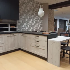 Cucina Gicinque moderna con penisola altri colori in hpl Time