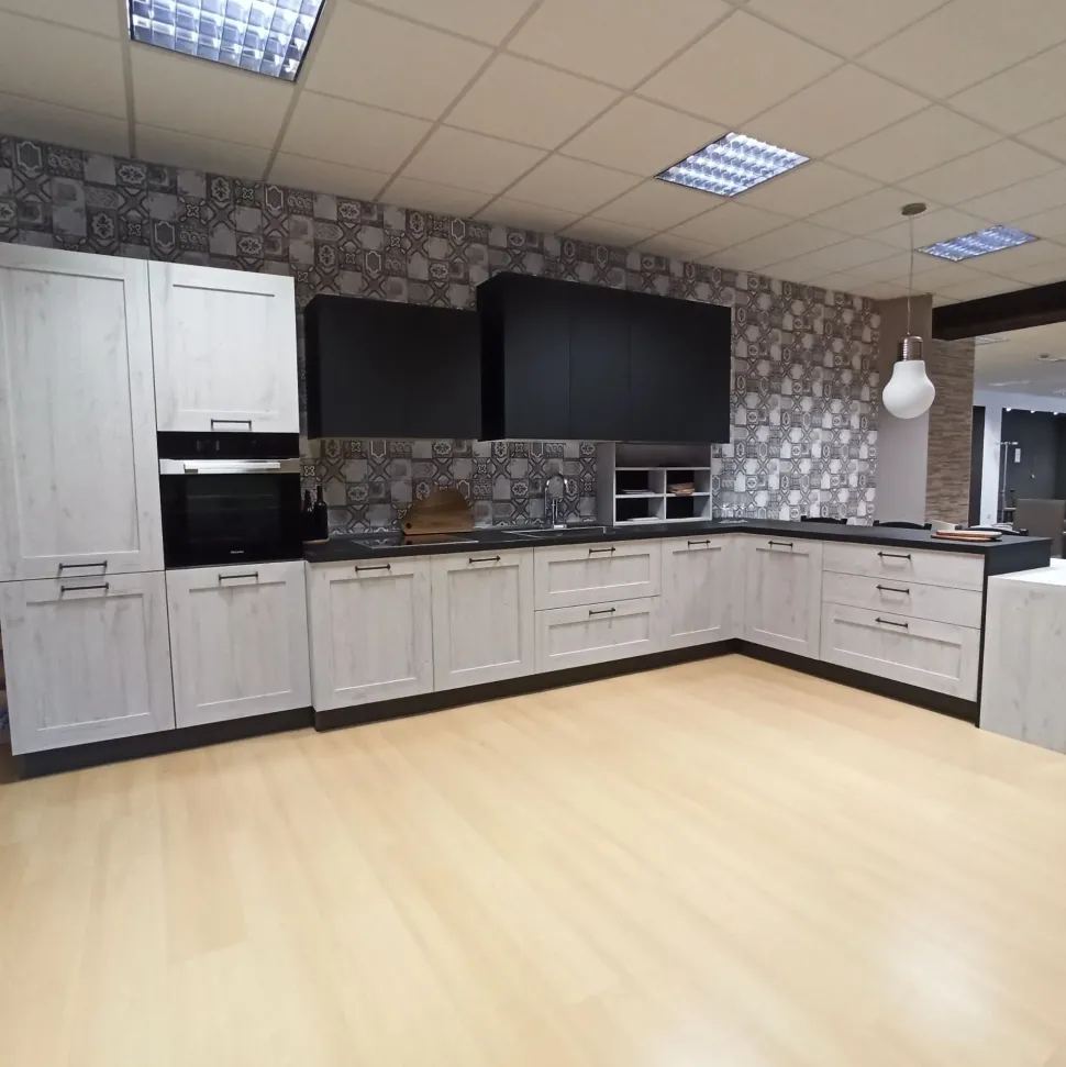 Cucina Gicinque moderna con penisola altri colori in hpl Time