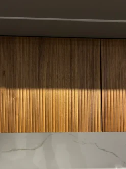 Cucina grigia design con isola Metropolis Stosa in offerta