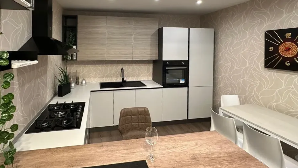 Cucina grigia moderna con penisola Net cucine Delizia a soli 7650 Euro