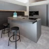 Cucina grigio design con penisola Copat cucine 2.1 gola peltro