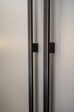 Cucina grigio design con penisola Copat cucine 2.1 gola peltro