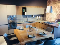 Cucina grigio moderna con penisola Noce imperial Artigianale in Offerta Outlet