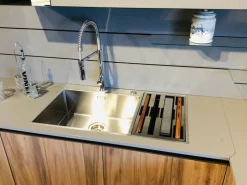 Cucina grigio moderna con penisola Noce imperial Artigianale in Offerta Outlet