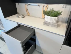 Cucina in laminato materico Ernestomeda a PREZZI OUTLET -30%