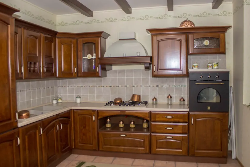 Cucina in legno Mobilturi cucine a PREZZI OUTLET