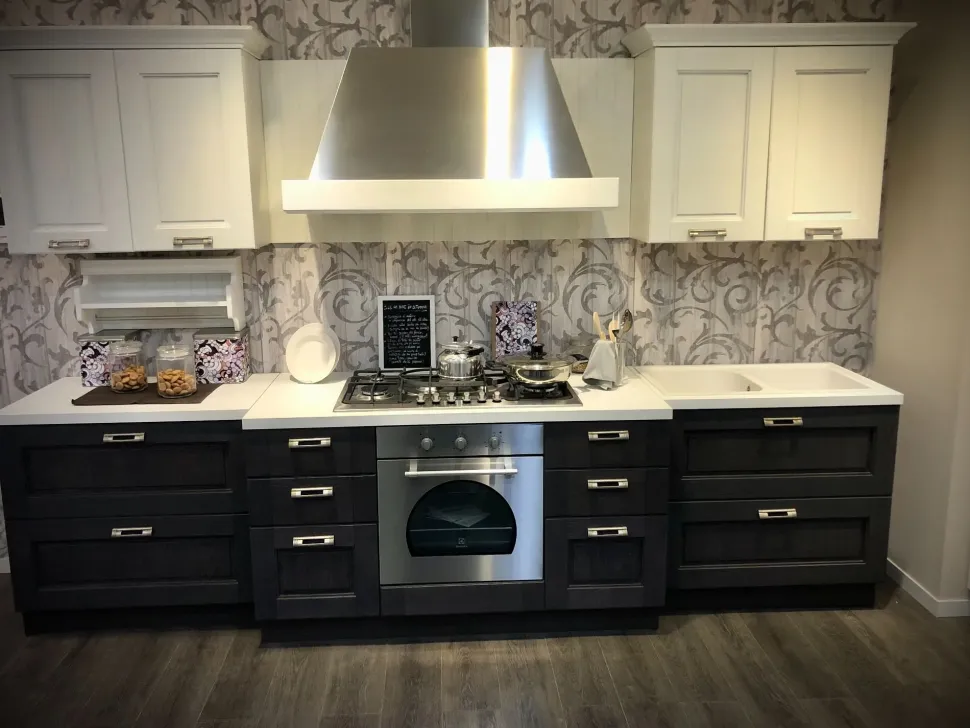 Cucina inglese lineare Aisha Mobilturi a prezzo ribassato