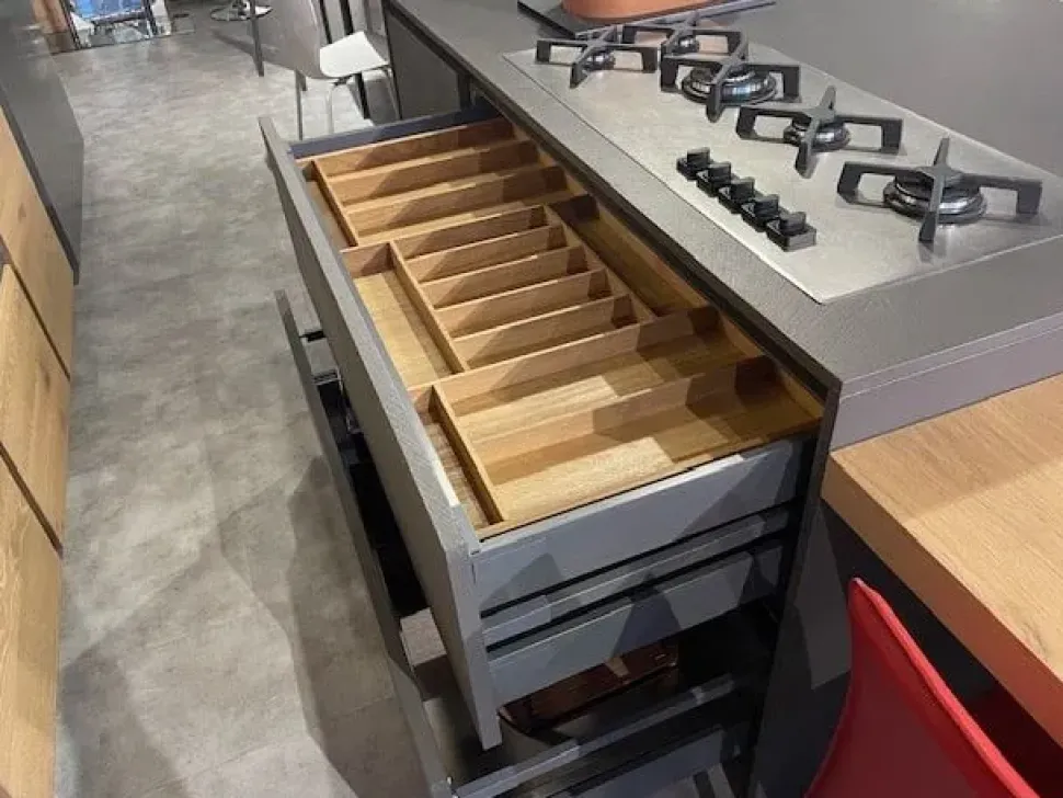 Cucina Kalì ecomalta moderna grigio Arredo3 ad isola scontata 61%