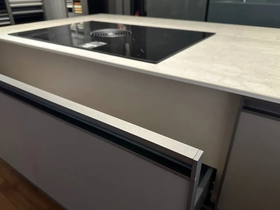 Cucina Kronos con penisola Arredo3 con uno sconto imperdibile