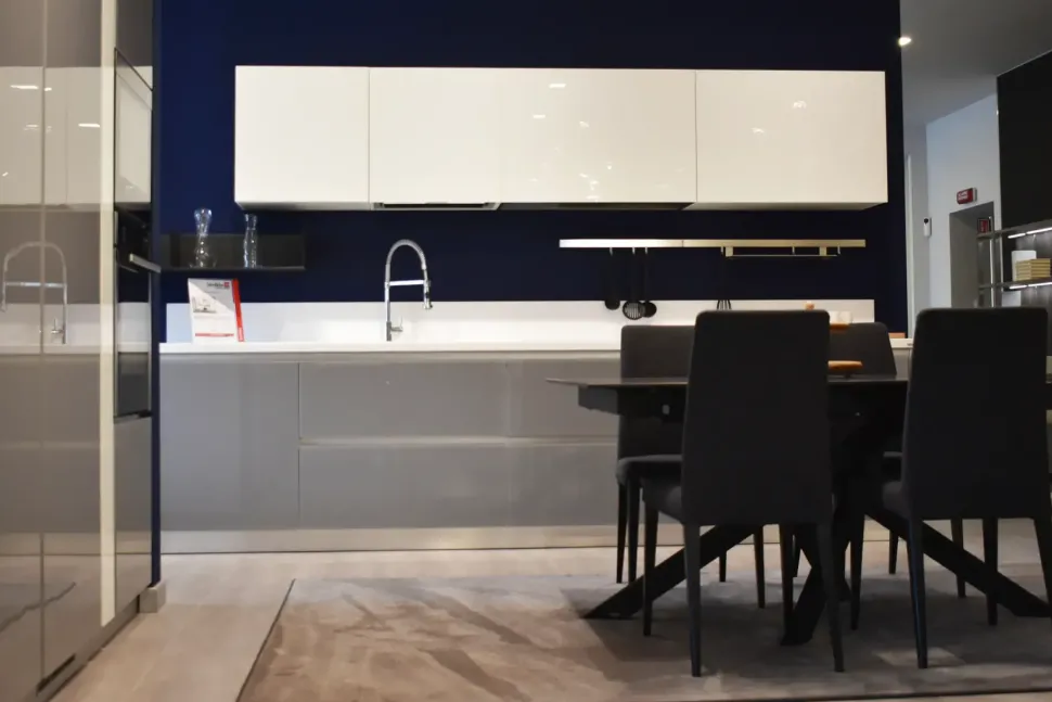 Cucina Liberamente lineare Scavolini con un ribasso imperdibile