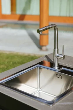 Cucina lineare in acciaio modello Cucina da esterno agher  ad un prezzo riservato