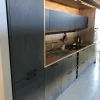 Cucina lineare in hpl grigio Wood a prezzo ribassato