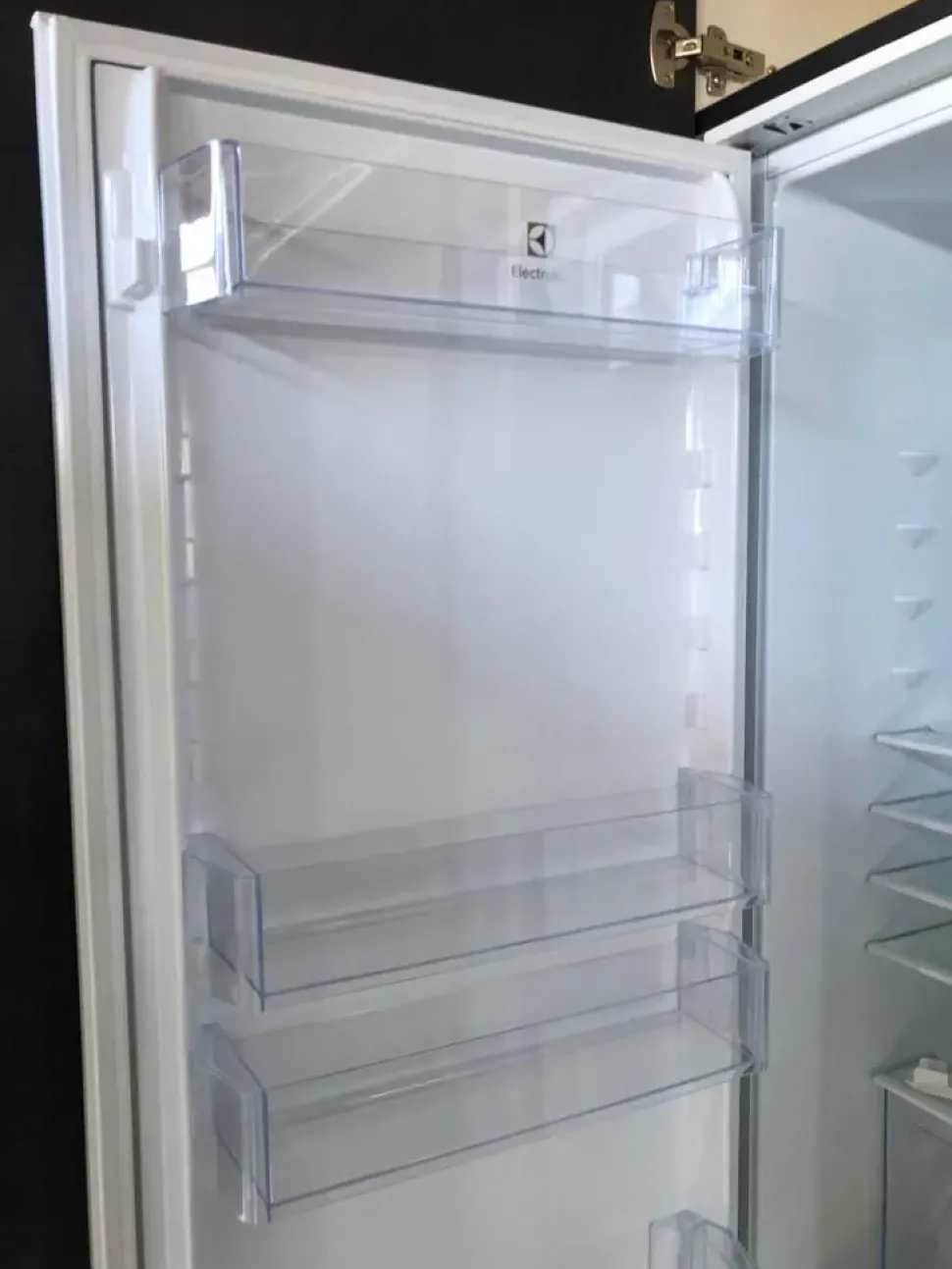 Cucina lineare in hpl grigio Wood a prezzo ribassato