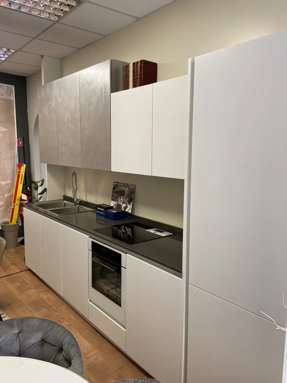 Cucina lineare in laccato opaco a prezzo ribassato 34%