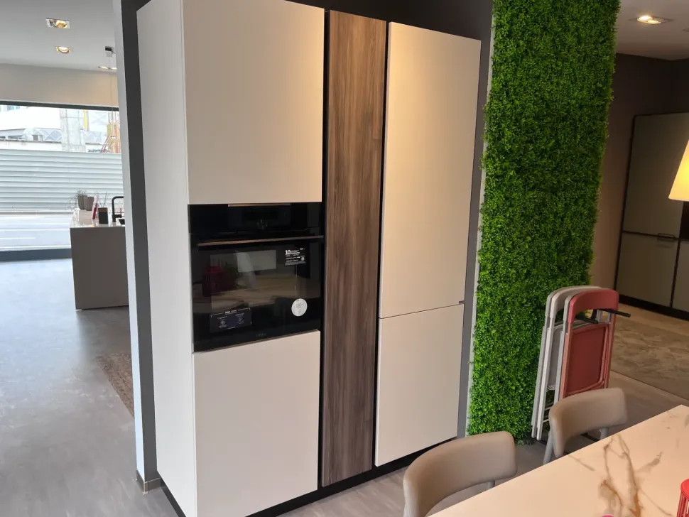 Cucina lineare in laminato opaco a prezzo scontato 37%