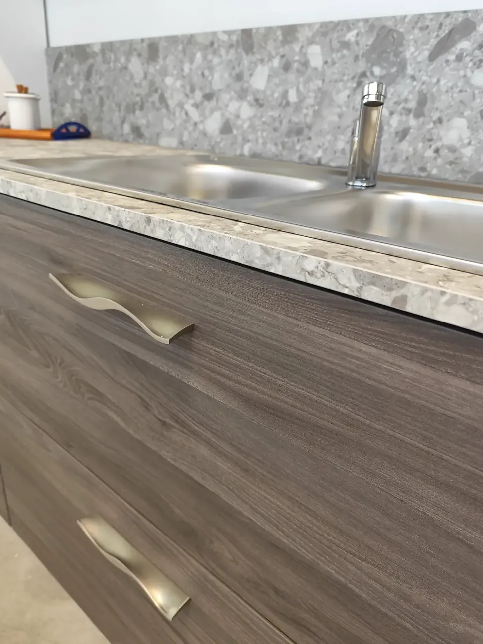 Cucina lineare in laminato materico a prezzo scontato 58%