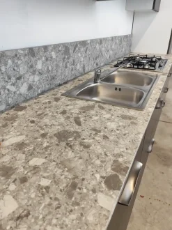 Cucina lineare in laminato materico a prezzo scontato 58%