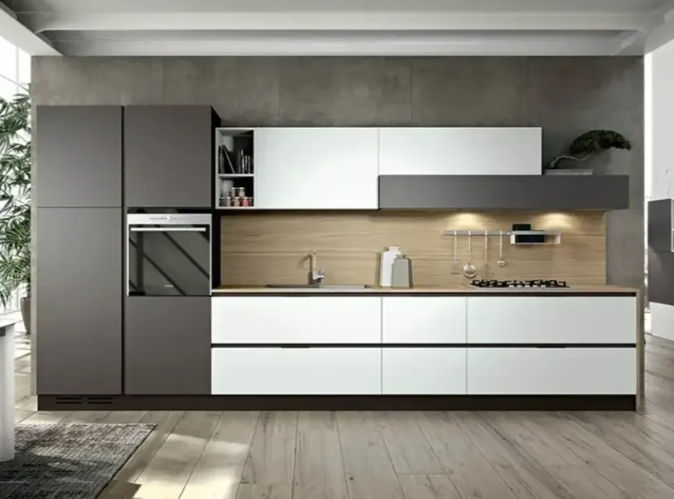 Cucina lineare in laminato opaco a prezzo scontato 30%