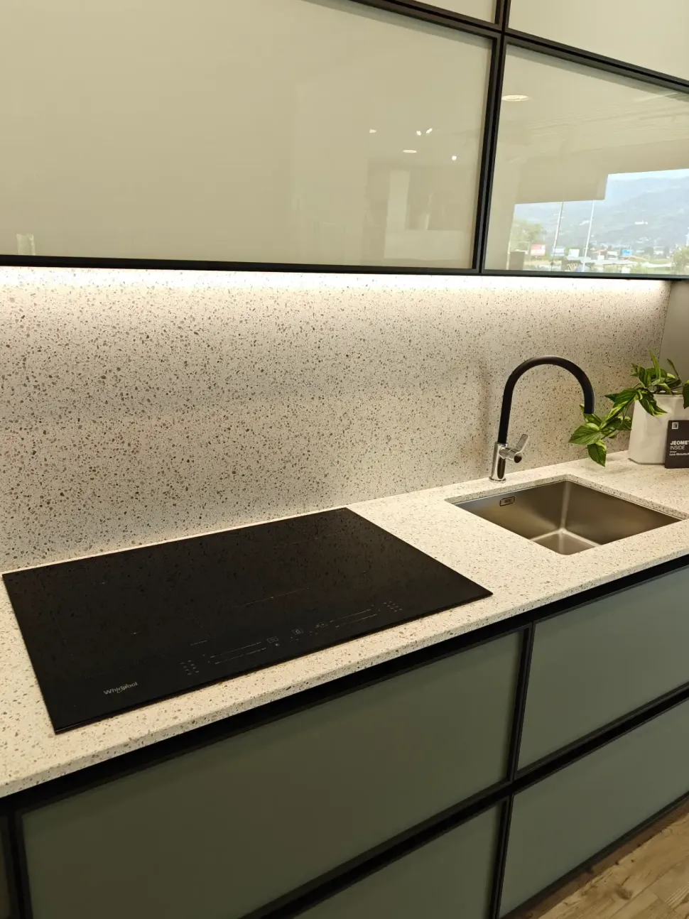 Cucina lineare in laminato opaco altri colori Jeometrica a prezzo scontato