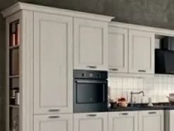 Cucina lineare in legno bianca Asolo a prezzo ribassato