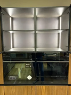 Cucina lineare in legno noce Menta a prezzo ribassato