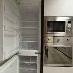 Cucina lineare in melaminico a prezzo ribassato 50%