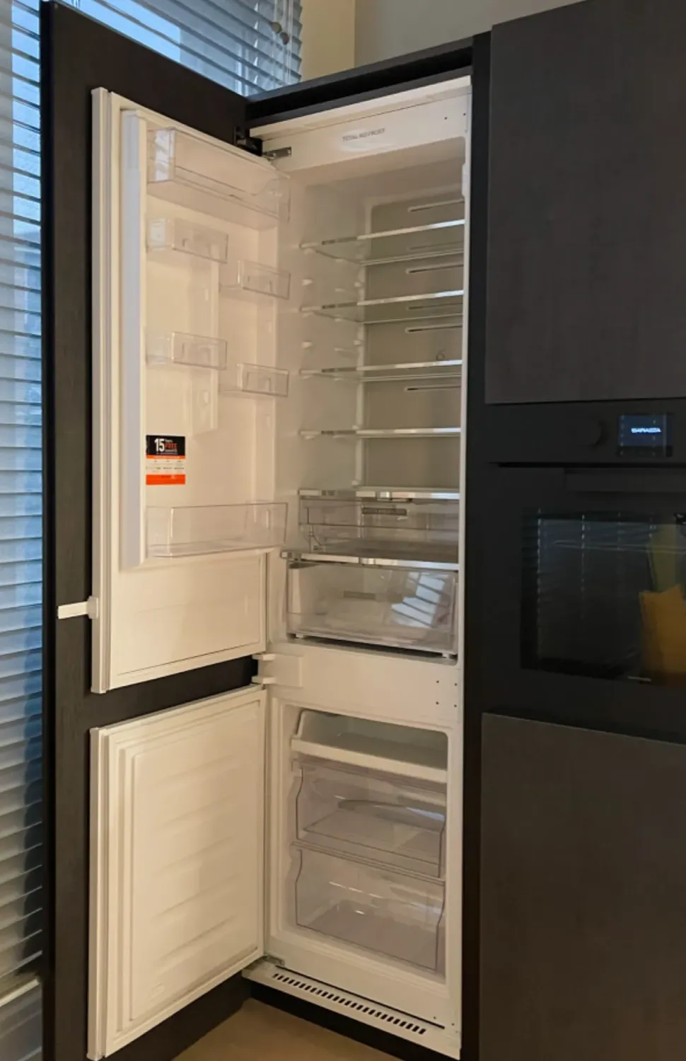 Cucina lineare in melaminico a prezzo ribassato 45%