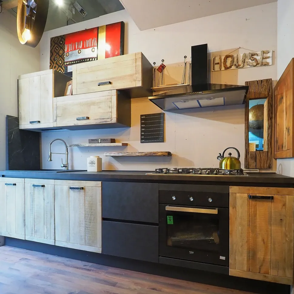 Cucina lineare industriale rovere chiaro Collezione esclusiva Cuicna industrial jupiter moderna a soli 4990€