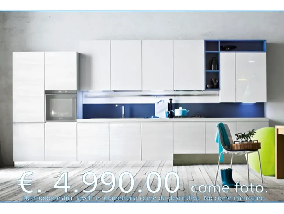 Cucina lineare moderna Fly Ar-tre a prezzo ribassato