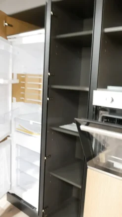 Cucina lineare moderna grigia Mobilturi Pop