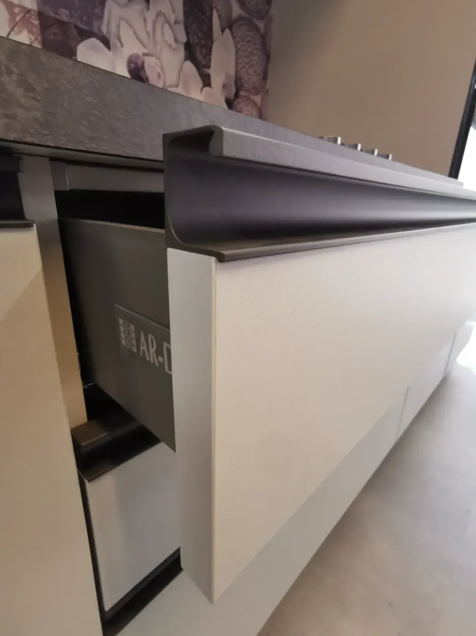 Cucina lineare moderna grigia Ar