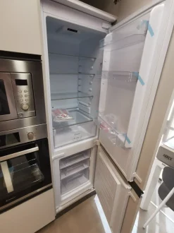 Cucina lineare moderna grigia Ar